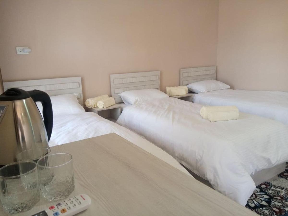 Istirohat Guest House Szamarkand Kültér fotó