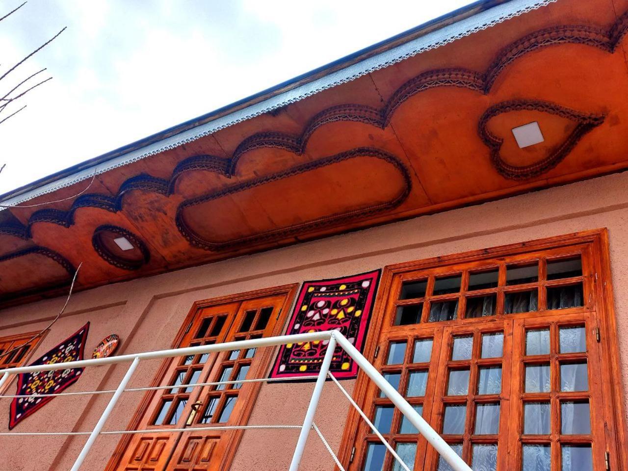 Istirohat Guest House Szamarkand Kültér fotó